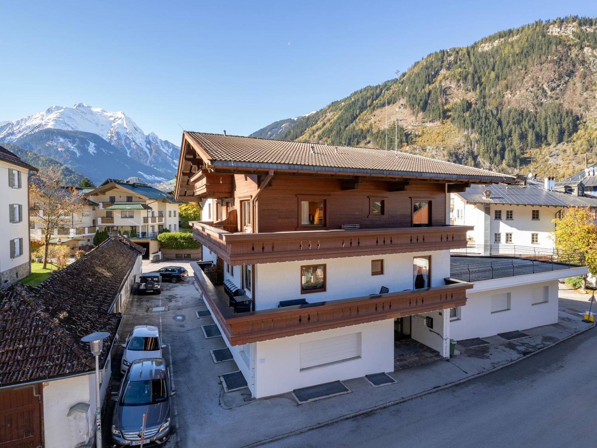 Chalet - Appartements Julitta Mayrhofen Exterior photo